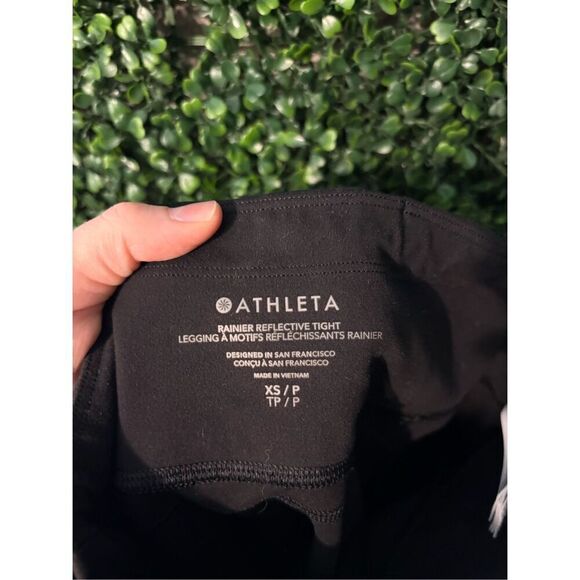 Athleta Rainier Reflective Camo Tights Sz XS - Picture 3 of 4